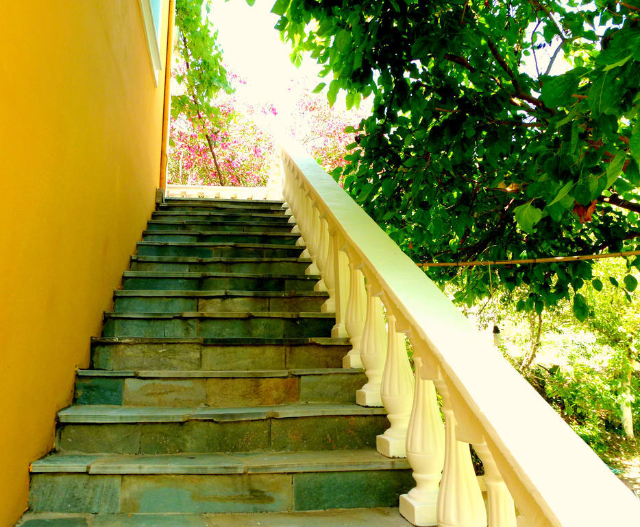 Villa Vania Gardenos วิตาลาเดส ภายนอก รูปภาพ